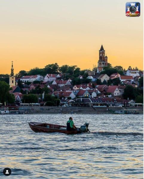 River Side Suites Beograd Eksteriør bilde