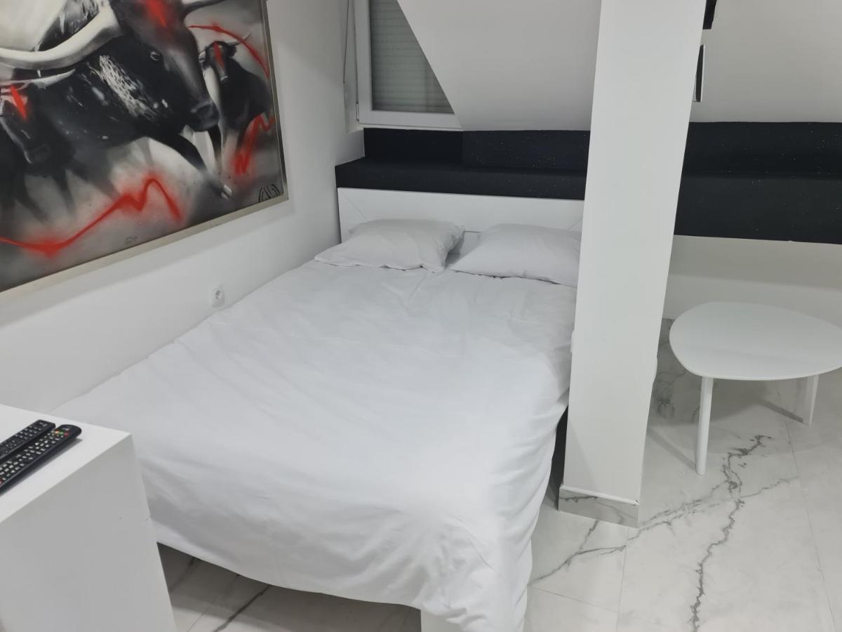 River Side Suites Beograd Eksteriør bilde